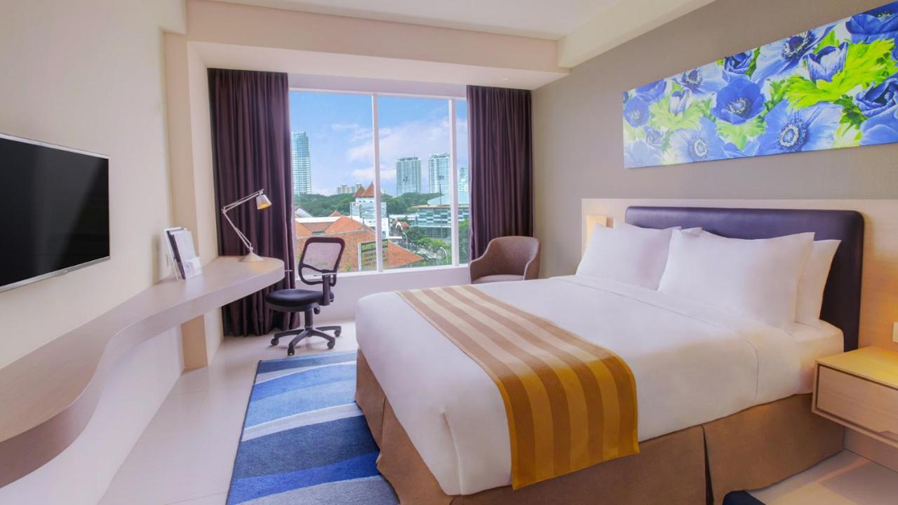 Holiday Inn Express Jakarta International Expo By Ihg Eksteriør bilde