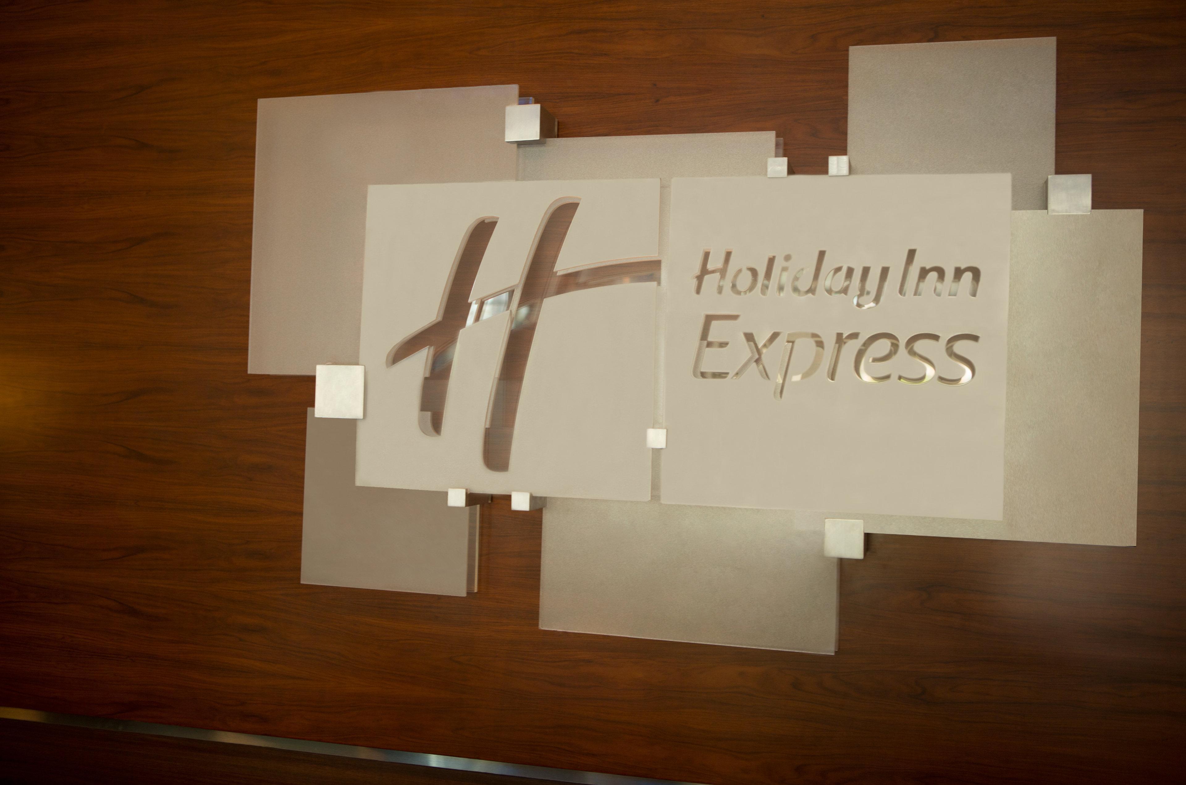 Holiday Inn Express Jakarta International Expo By Ihg Eksteriør bilde