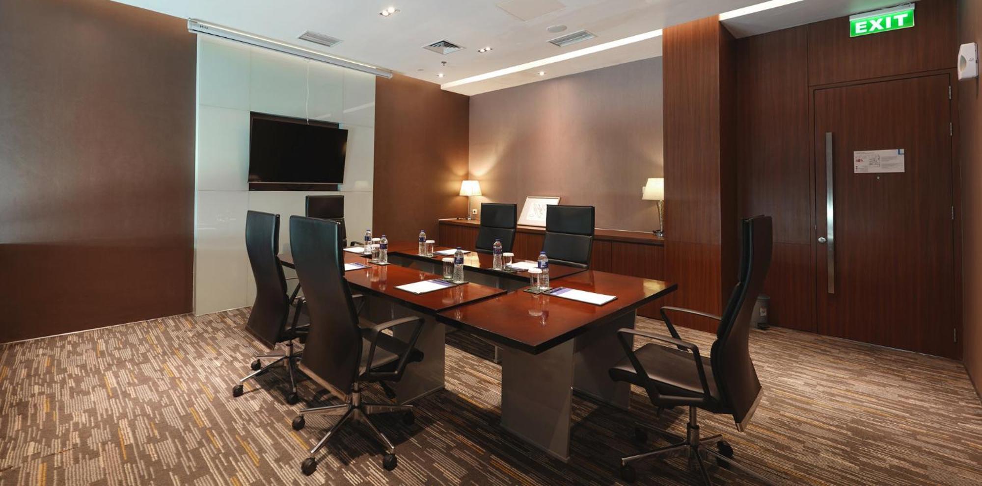 Holiday Inn Express Jakarta International Expo By Ihg Eksteriør bilde
